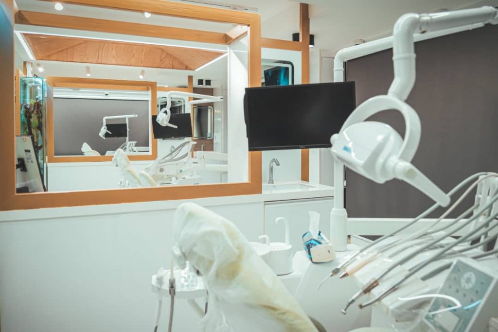 iran's best dental clinic